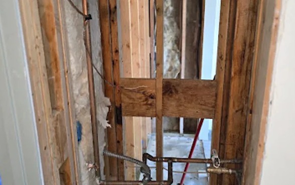 Ice Dam Removal & Repair in Victoria, MN